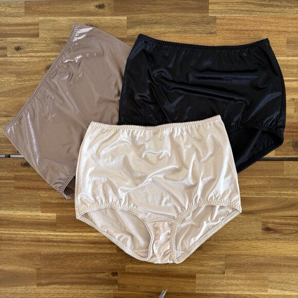 Three VANITY FAIR Vintage Panties Satin Size 2X (FITS XL) Granny Femenine *READ - Picture 1 of 9
